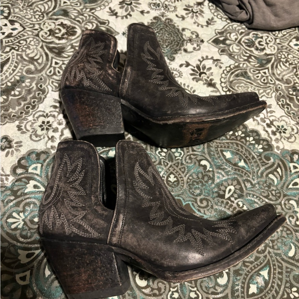 Ariat Women’s Dixon bootie